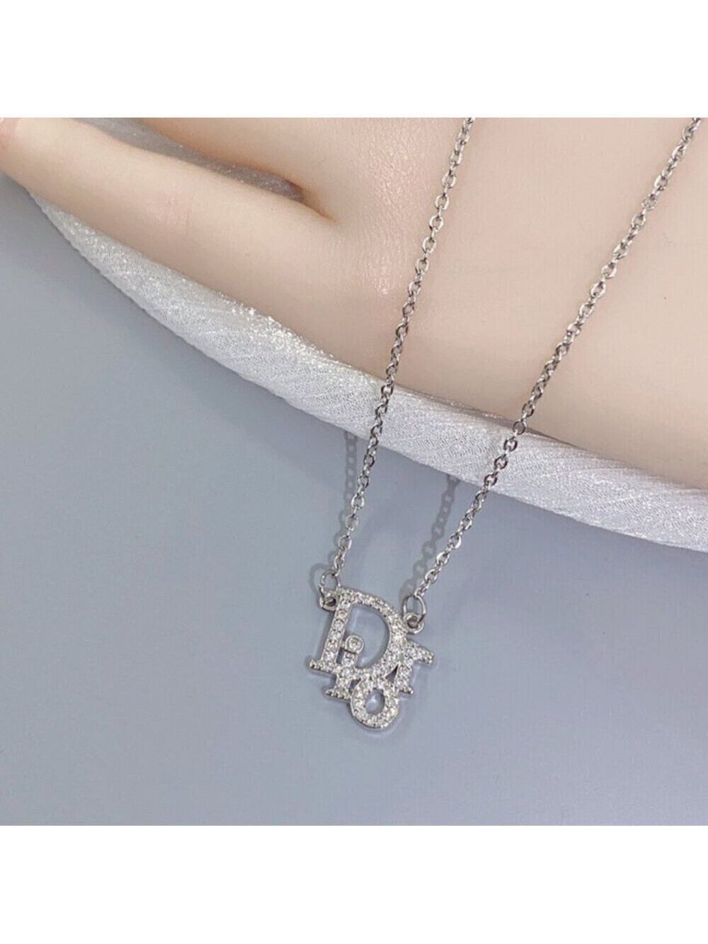 Silver Tone Titanium Steel Fashion Necklace with Simulated Diamond